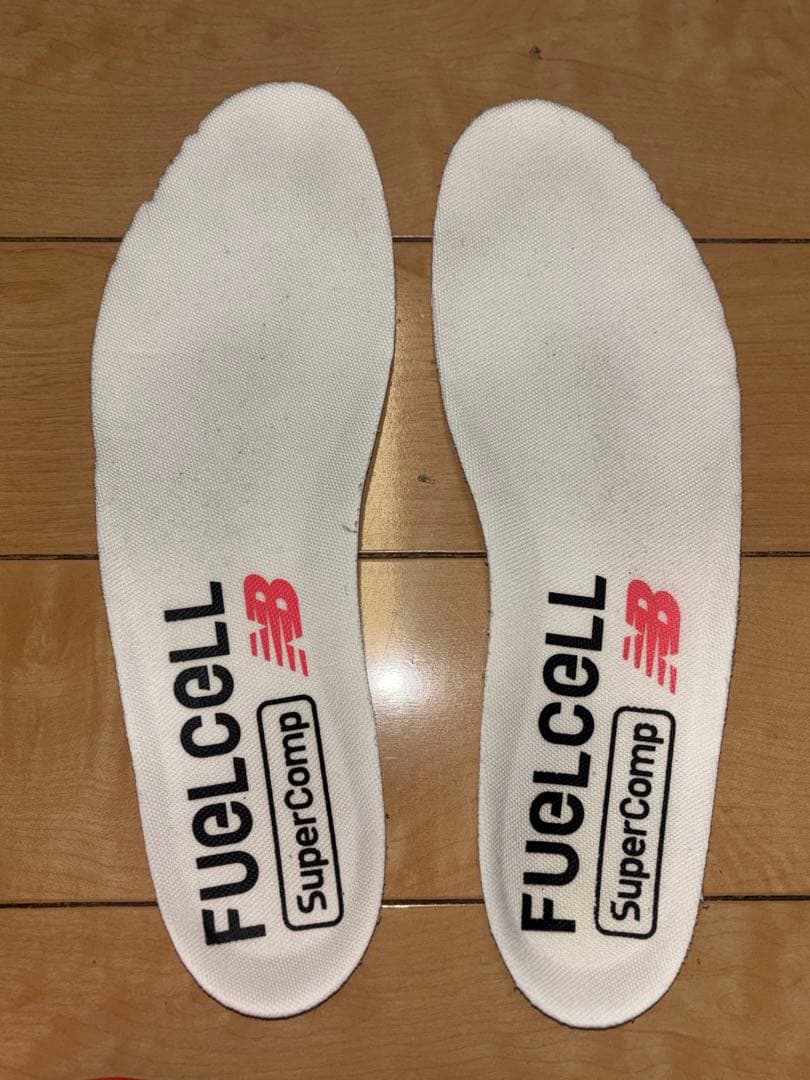 【美品】ニューバランス FuelCell SC Elite v5 27.5cm