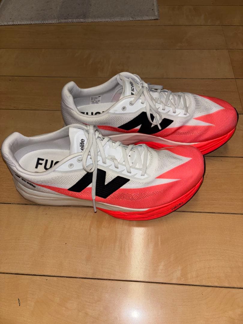 【美品】ニューバランス FuelCell SC Elite v5 27.5cm