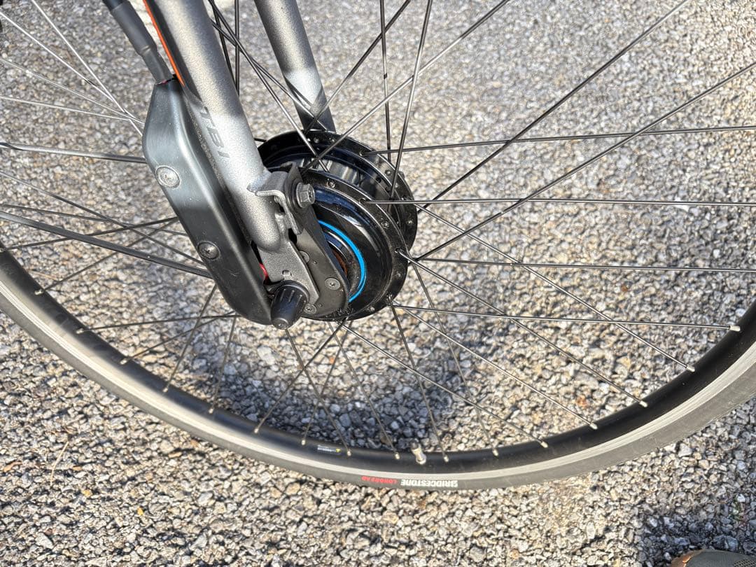 【送料込】2025年5月購入、ブリヂストン 電動アシスト自転車 TB1eグレー