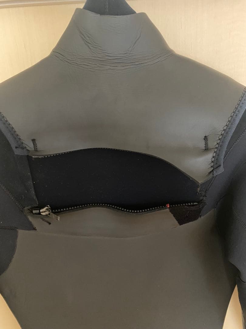 レイトラップ　セミドラ　冬フルスーツ 黒 ネオプレン 背面ジッパー