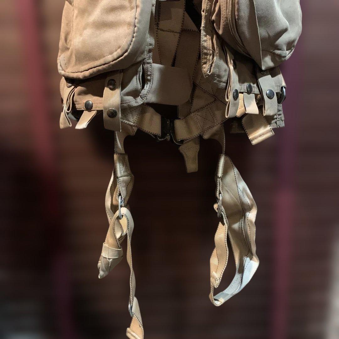 米軍放出品USMC ヘリ　パイロット　coyote サバイバルベスト中古