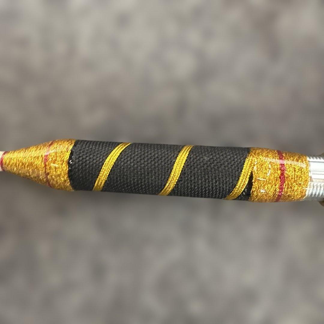 シマノ　13カルカッタ　800F 右ハンドル竿付き