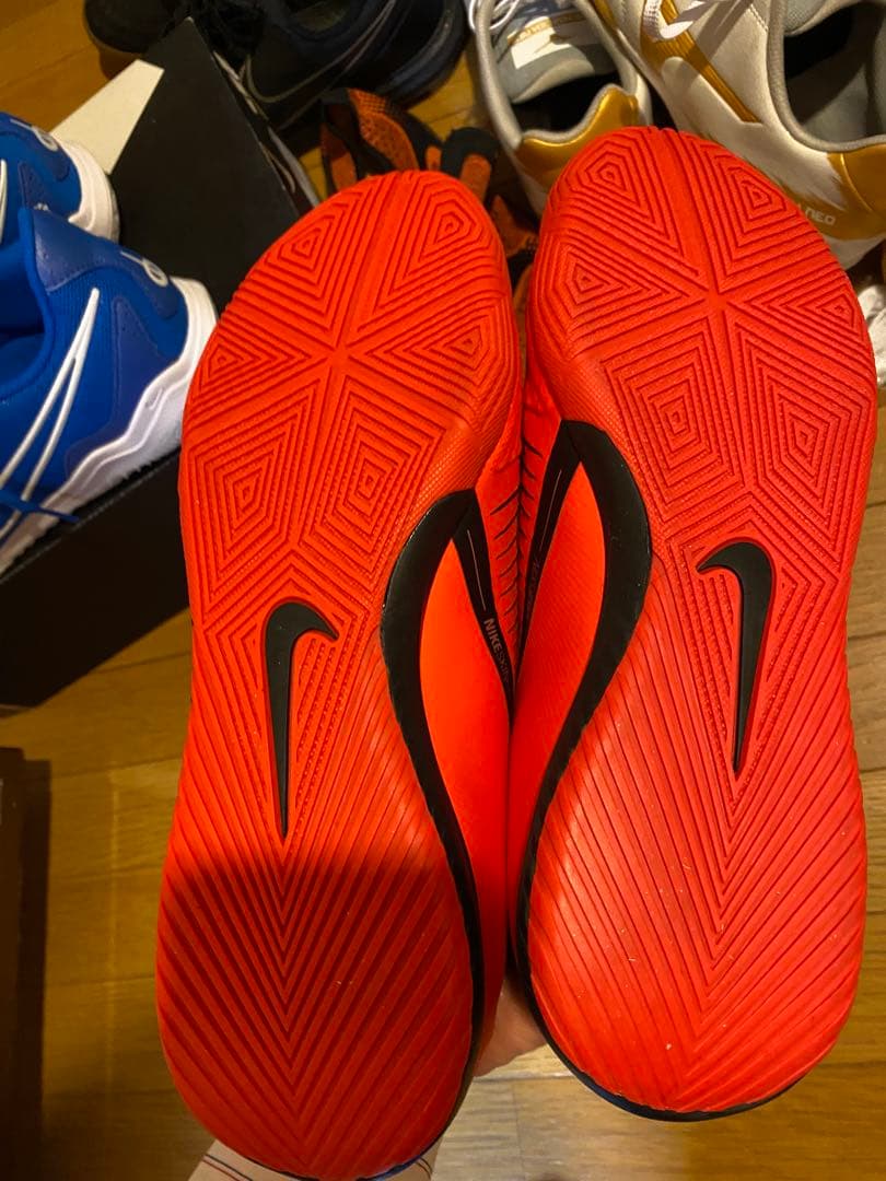 サッカー フットサル シューズ NIKE ナイキ ファントムヴェノム27.0