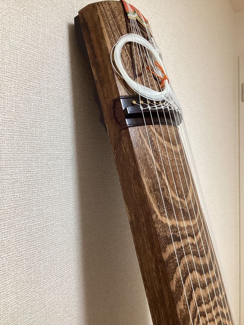 筝 13弦　綾杉彫り