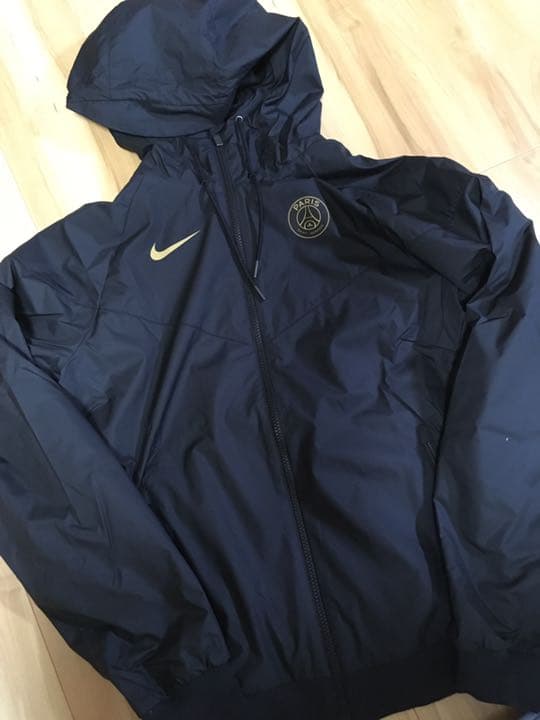パリサンジェルマン NIKE ウインドランナー Mサイズ