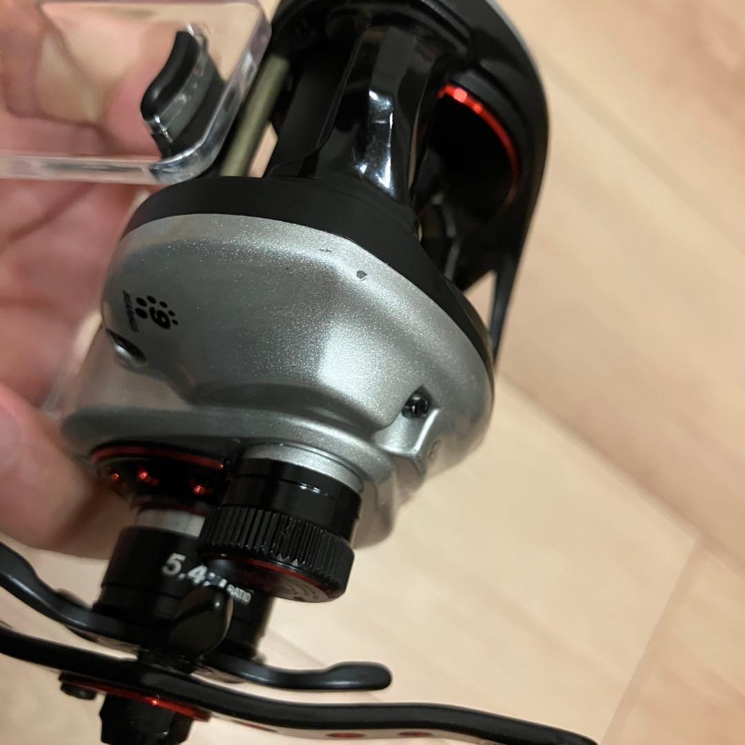 Abu Garcia Revo Winch　アブガルシア 右巻き付属品箱