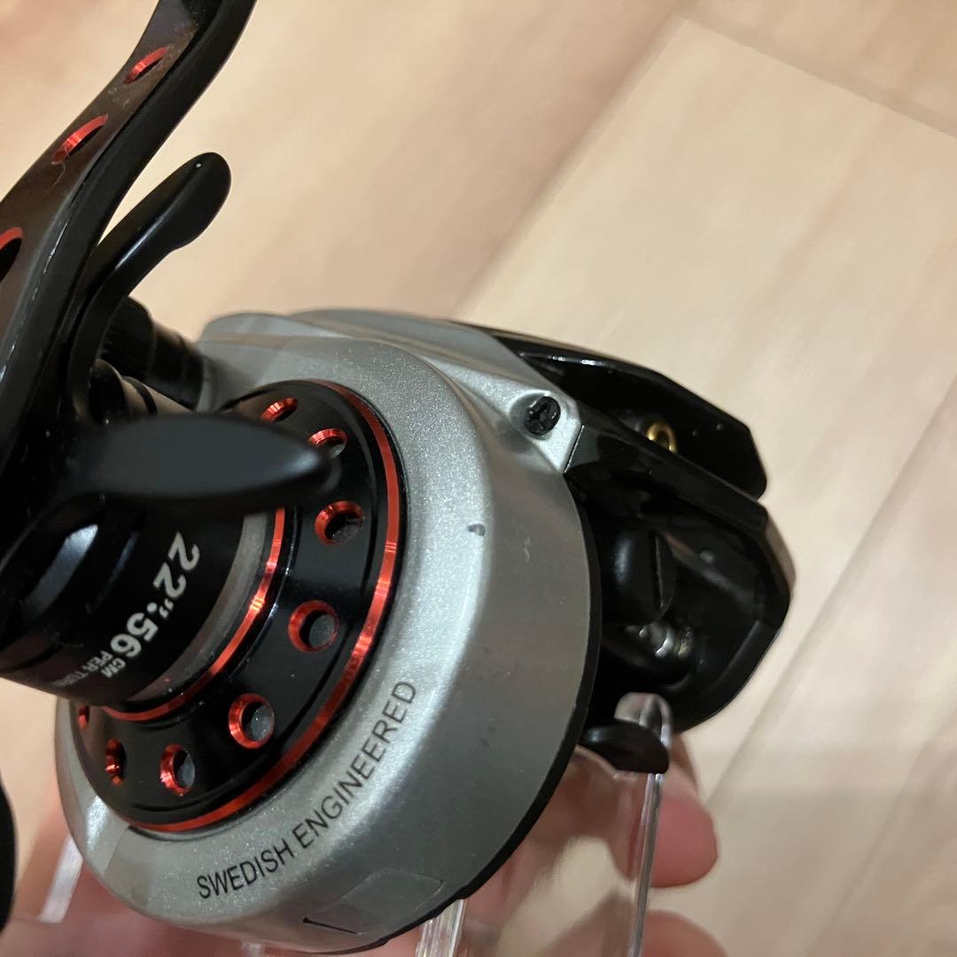Abu Garcia Revo Winch　アブガルシア 右巻き付属品箱