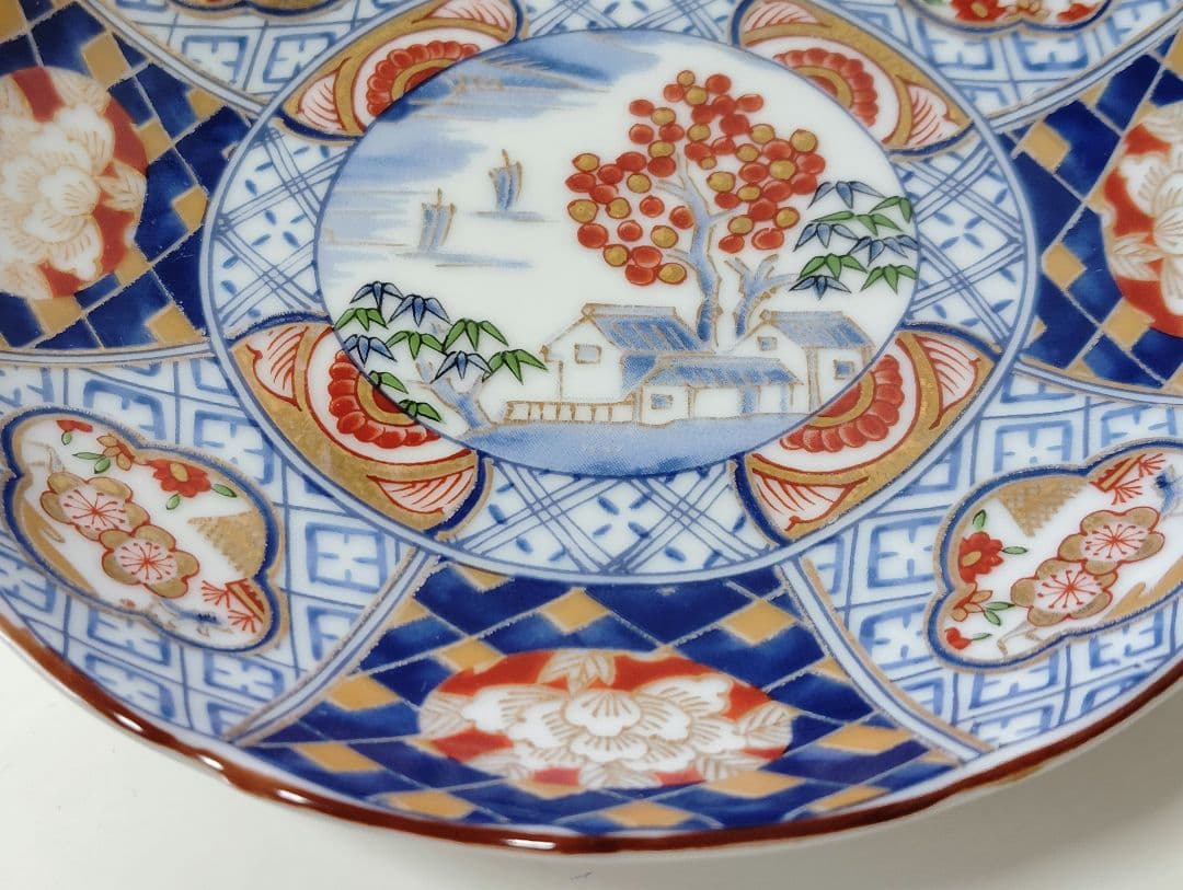 お正月　極美品　美濃焼　庫山窯　献上手　金彩古伊万里写　輪花銘々皿5枚とおまけ