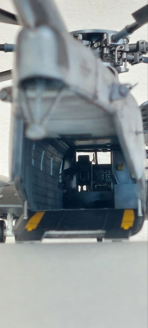 1/48 CH-53E スーパースタリオン改修塗装完成品 　６０cmオーバー！