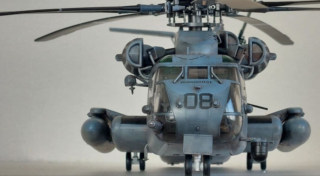 1/48 CH-53E スーパースタリオン改修塗装完成品 　６０cmオーバー！