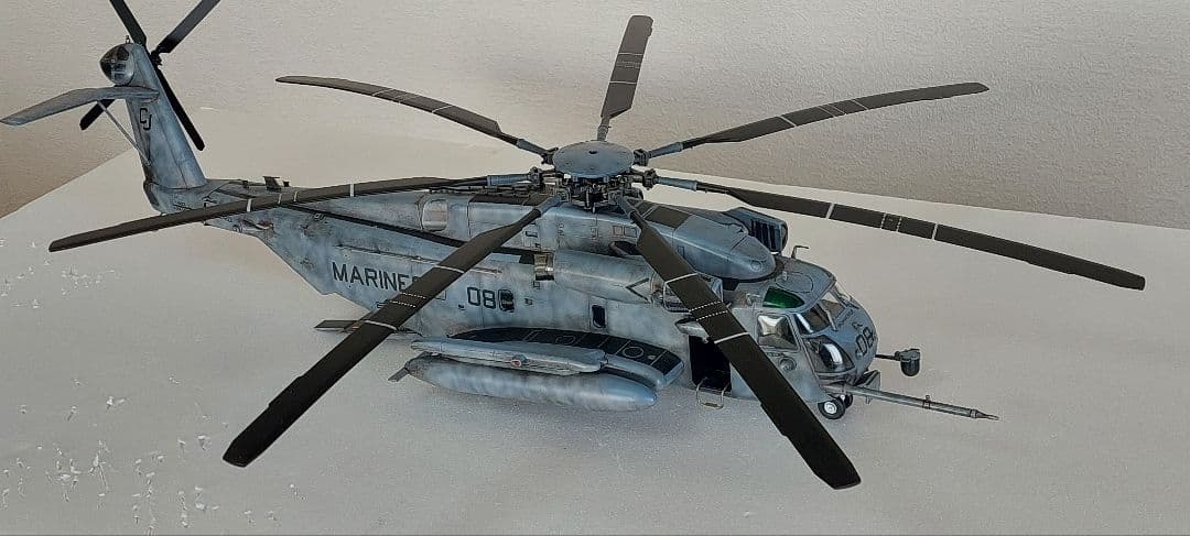 1/48 CH-53E スーパースタリオン改修塗装完成品 　６０cmオーバー！