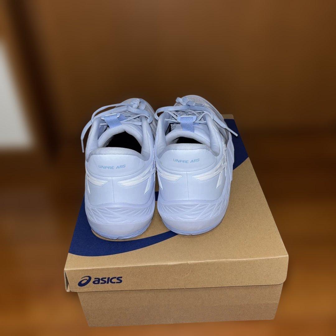 アシックス　アンプレアルスlow2