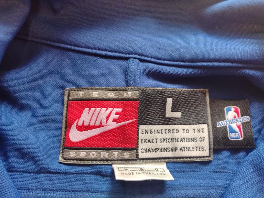【新品未着用】Nike NBA Mavericksオーセンティックウォームアップ