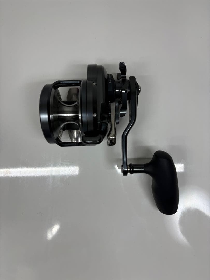 シマノ　オシアジガー　F CUSTOM 2000NRHG