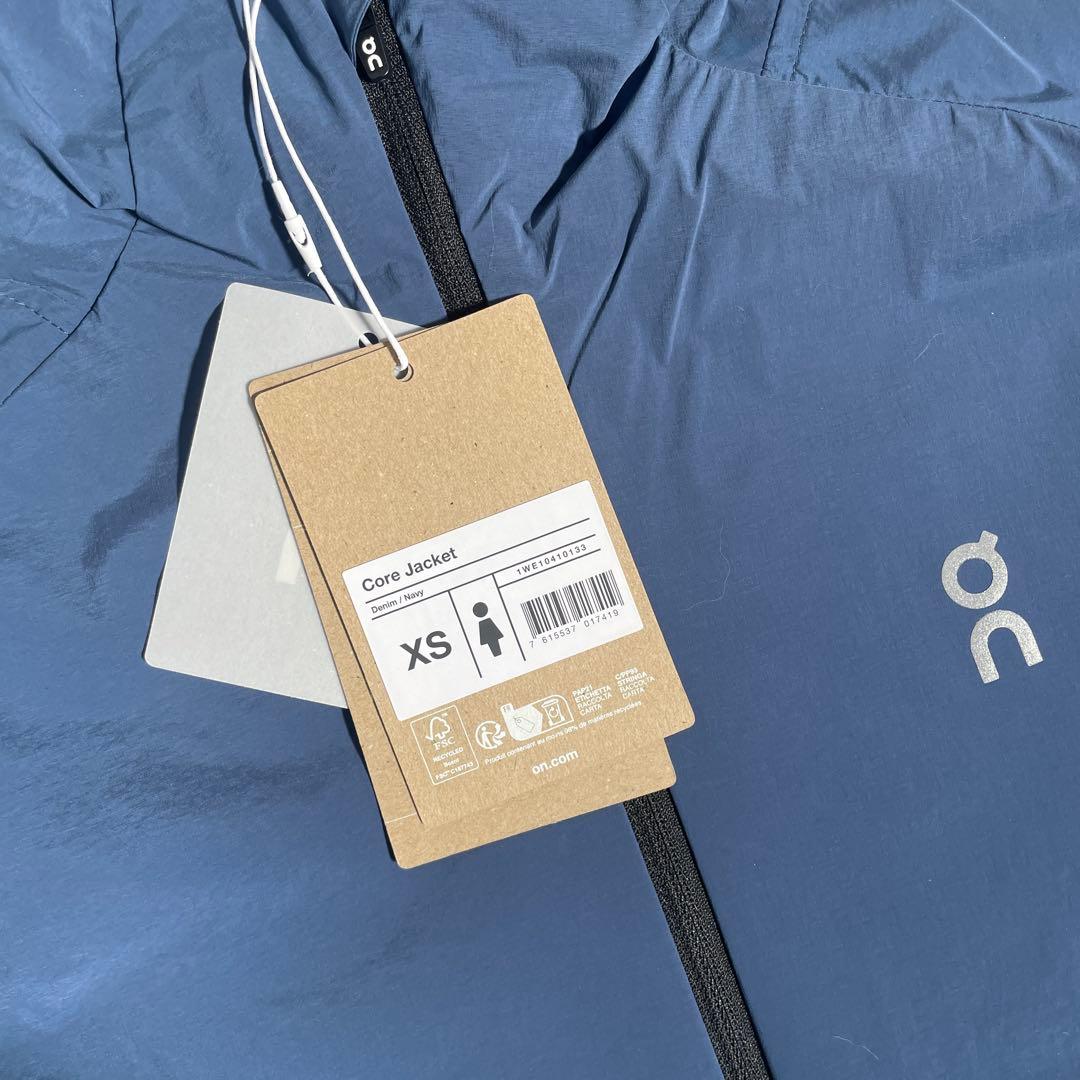 On Core Jacket XS ブラック