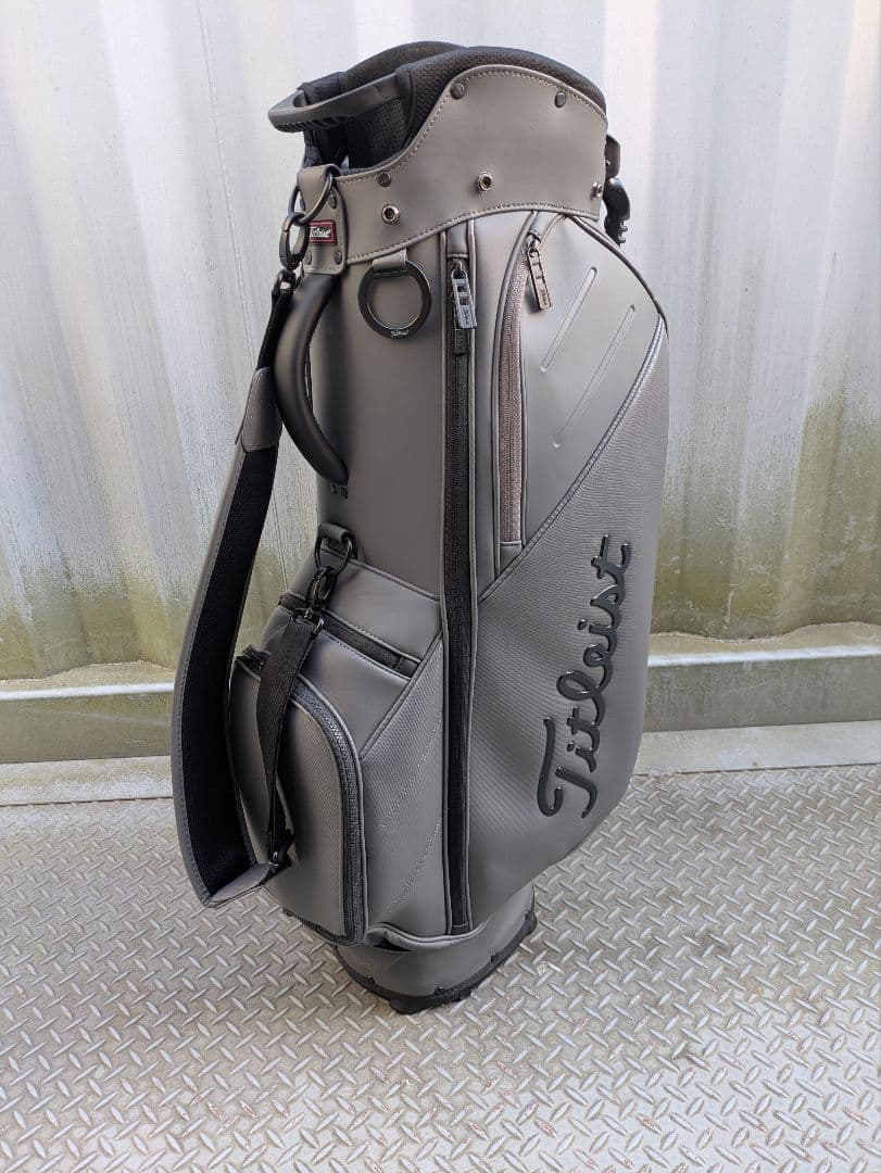 Titleist グレー キャディバッグ