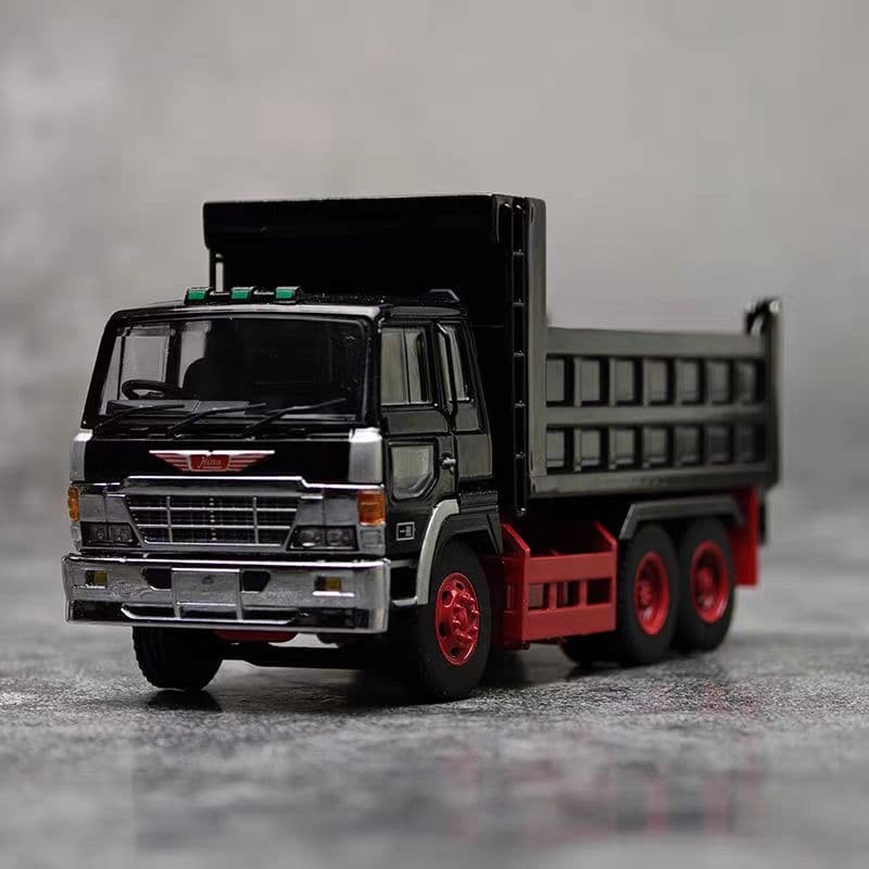 DBGT 1/64 日野 スーパードルフィン ダンプ トラック 黒