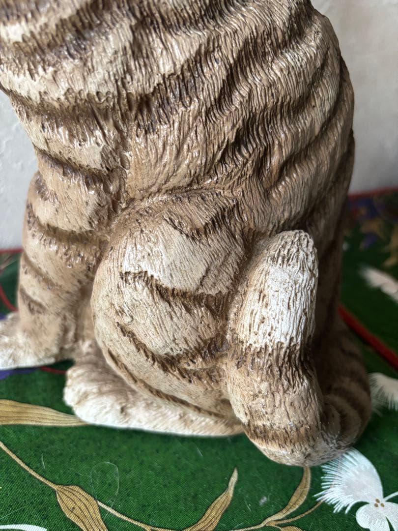 リアル猫のフィギュリン　イタリア製　ブルーアイ樹脂製 約32cm 美品