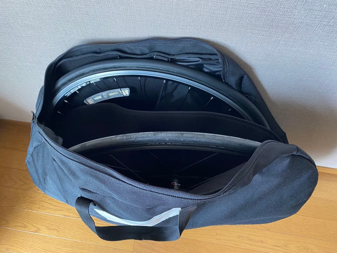 GIANT 700x25Cタイヤ ホイール、ホイールカバーセット