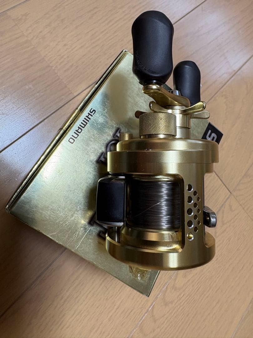 【美品】シマノ カルカッタコンクエスト101