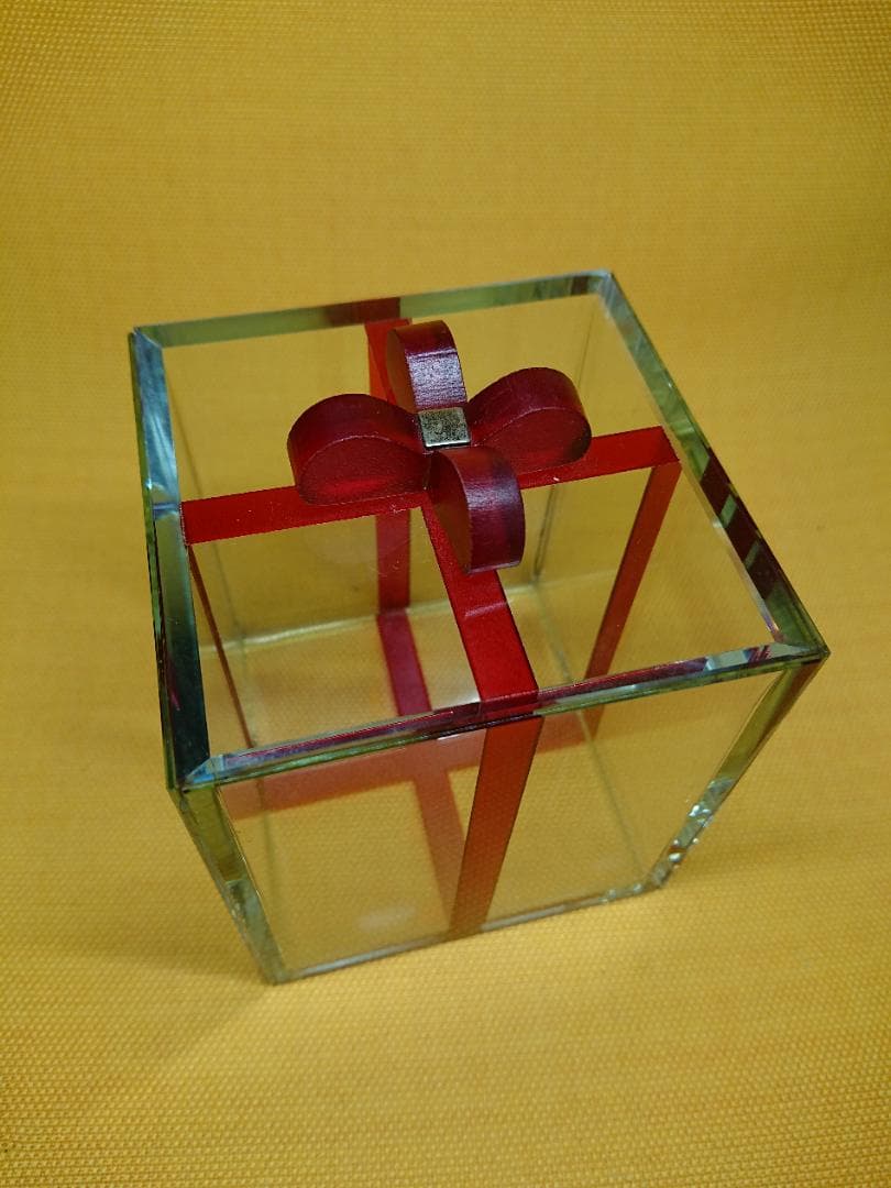 【美品】クリスタルガラス　ボックス　置物　インテリア　工芸品　美術品　A1217
