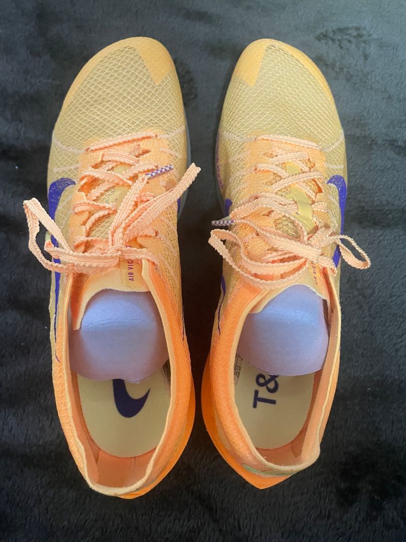 NIKE エアズームビクトリー2 26.5cm