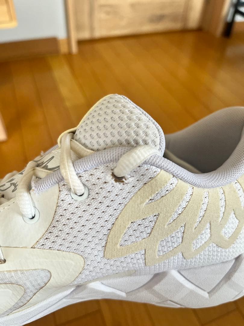 シューズ(男性用) PUMA MB.01 LO