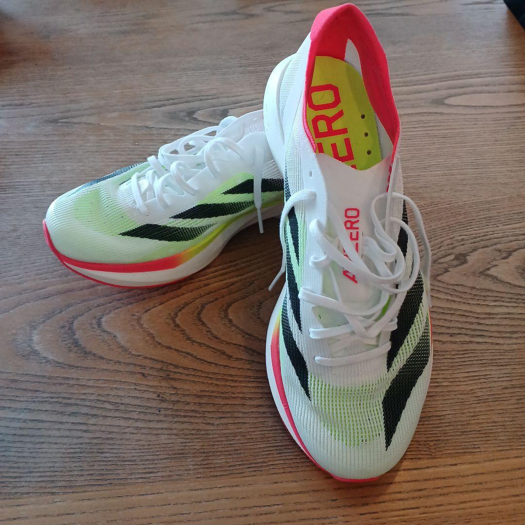 ADIZERO　TAKUMI　SEN10 ランニングシューズ