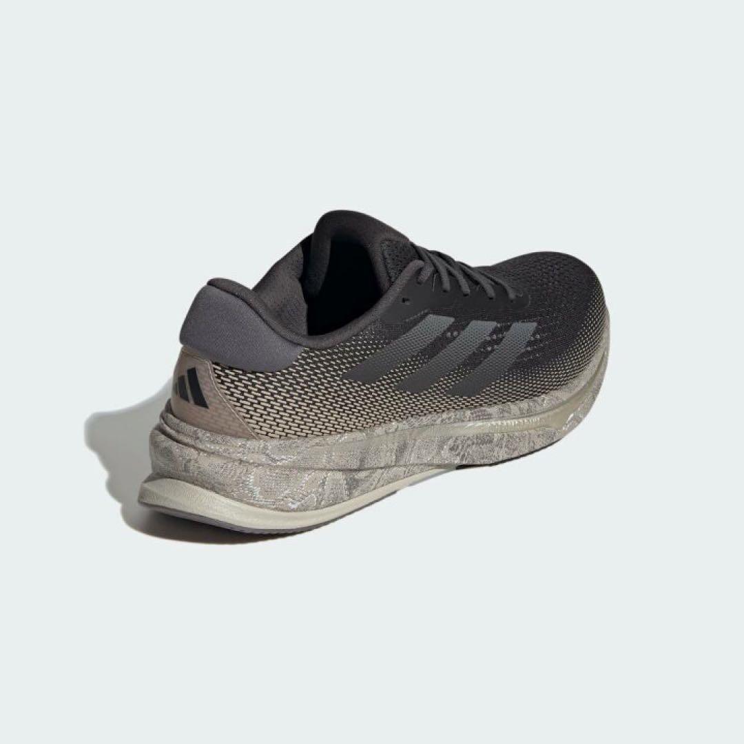 【新品】adidas スーパーノヴァ ライズ /25cm