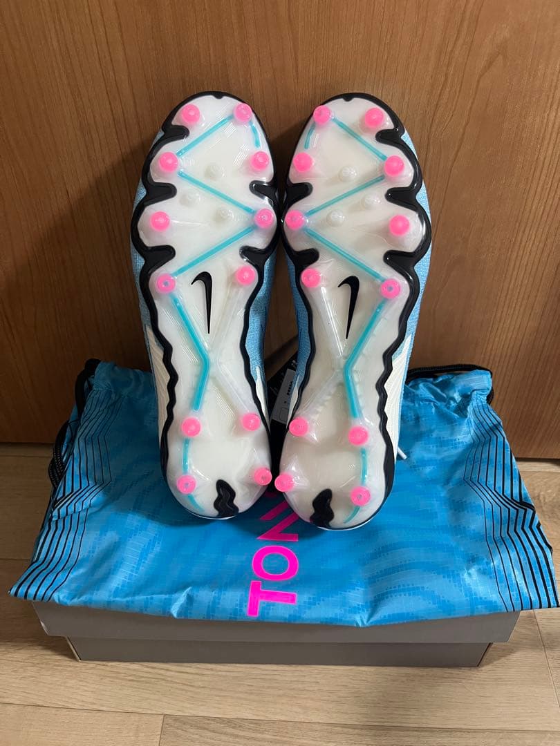 【新品未使用】NIKE ファントムGX AG 25.5cm