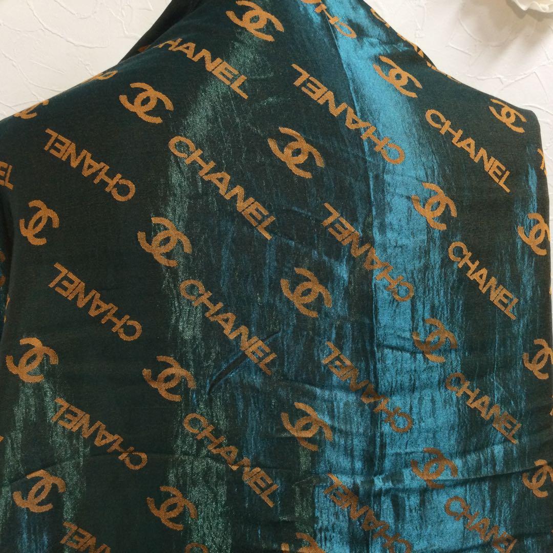 Chanel ロゴ ストール ノベルティグリーン×ゴールド185cm×75cm