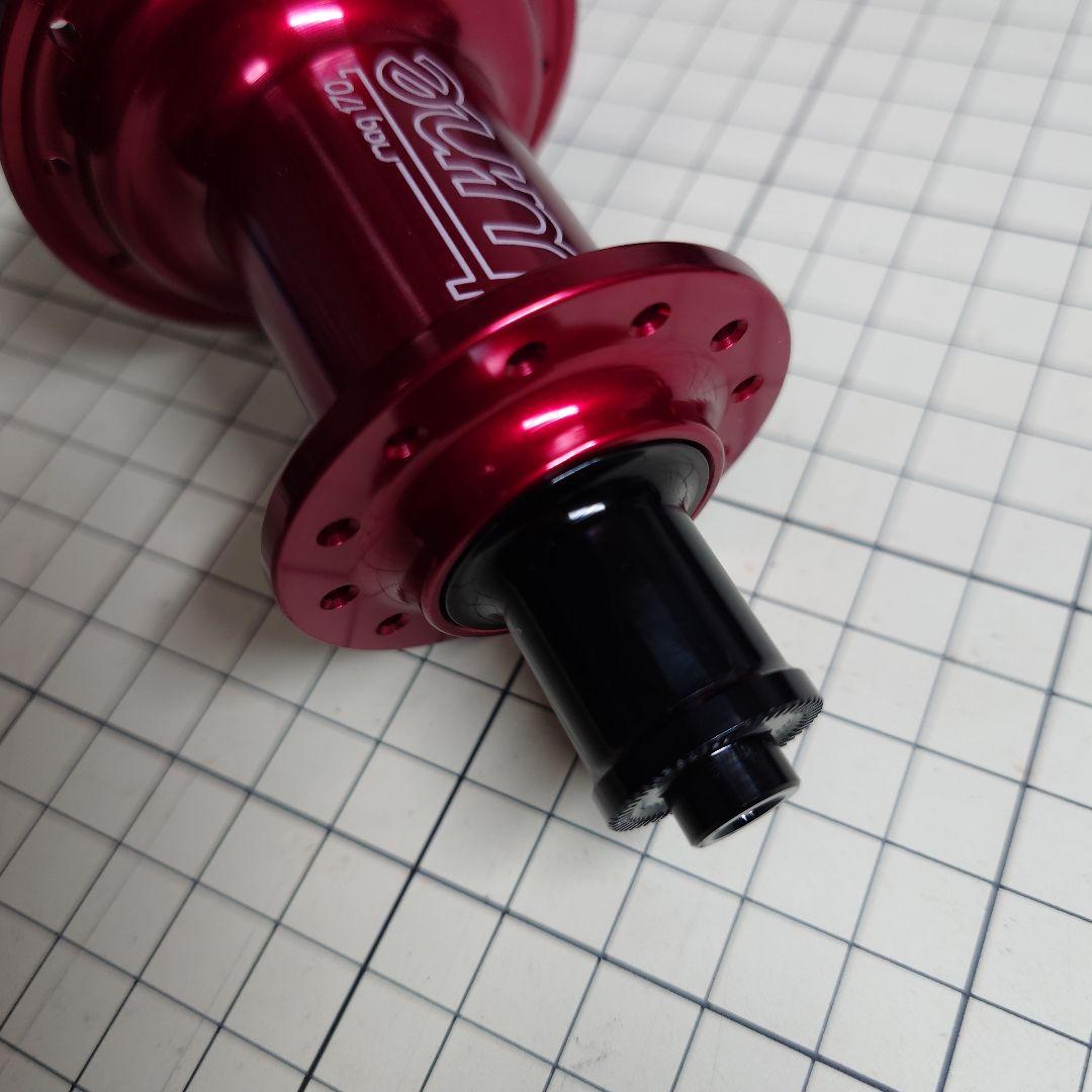 tune 超軽量ハブ　mig70 mag170