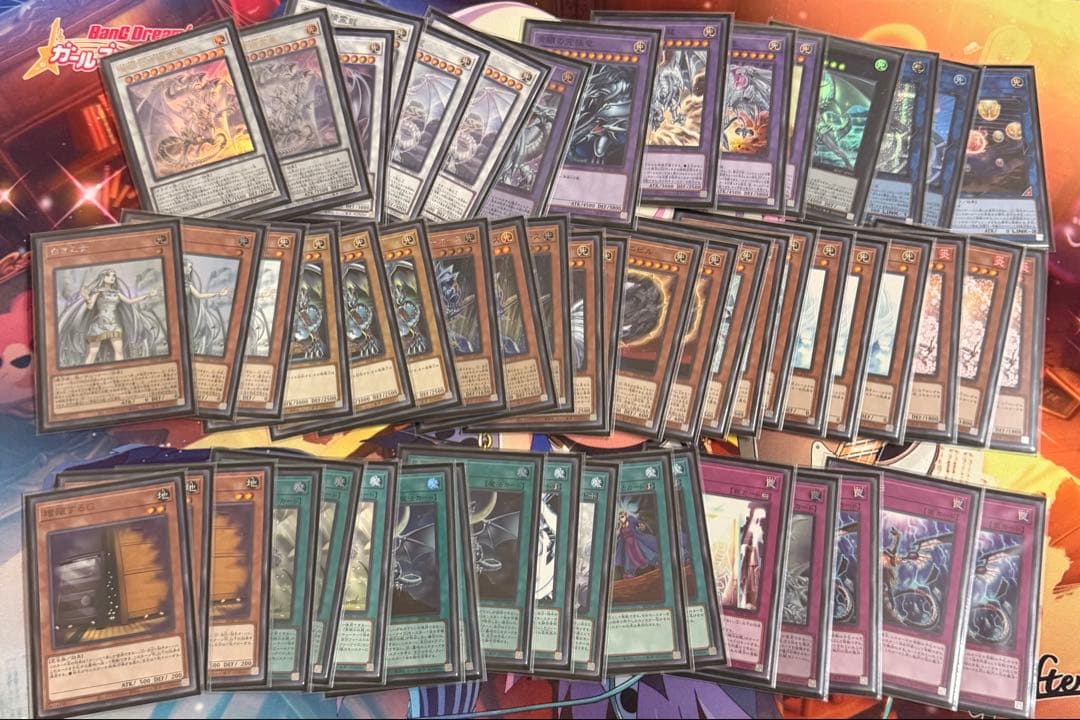 遊戯王 引退 まとめ売り蠱惑魔 25th青眼 など