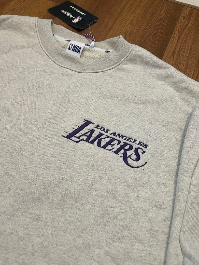 【新品】ロサンゼルス・レイカーズ スウェット　グレーL XL バスケトレーナー