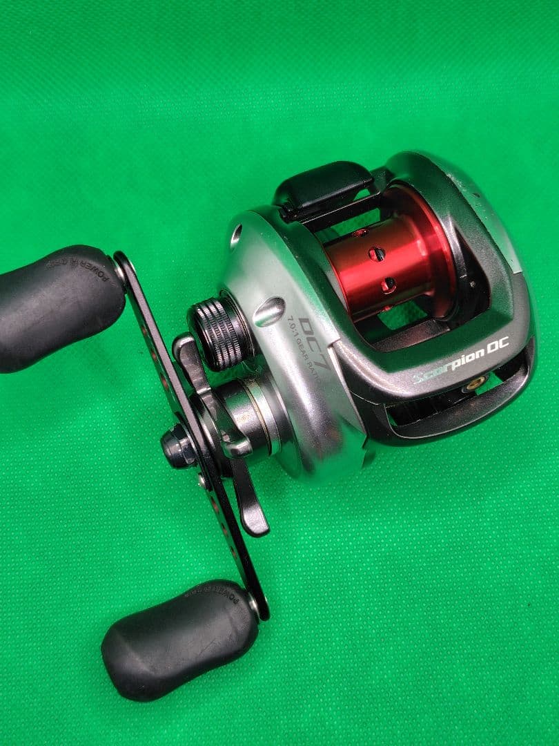 シマノ　SHIMANO　11スコーピオンDC-7　ベイトリール