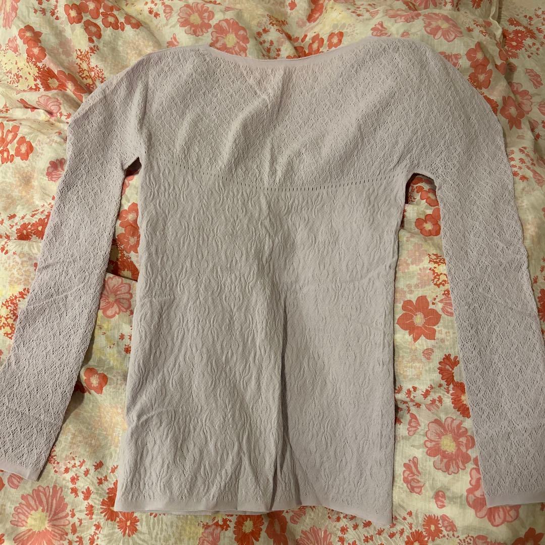 バレエ　ダンス　長袖トップス　ノーソーイングニット