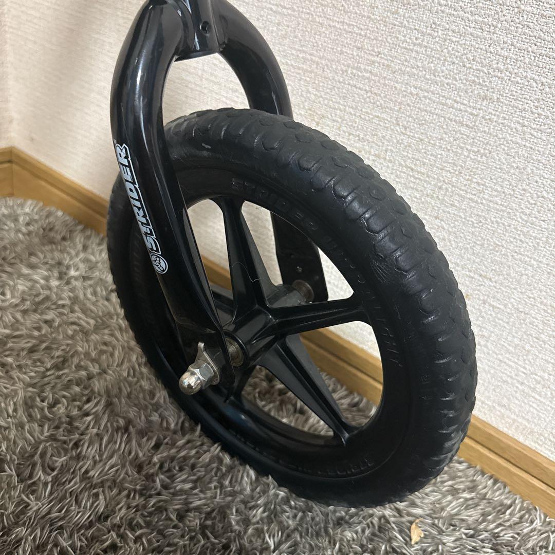 【美品】STRIDER 12 バランスバイク ブラック　送料込み！