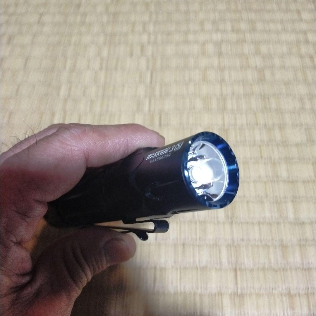 Olight Warrior 3S 懐中電灯 2300ルーメン