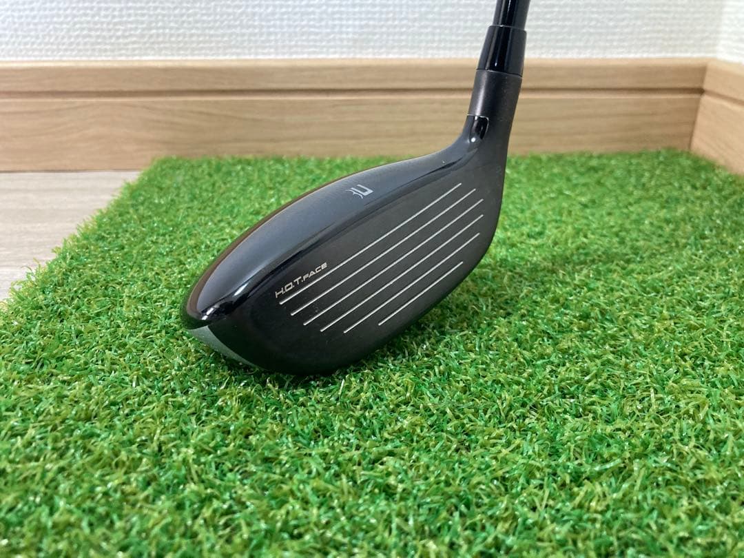 コブラ　4番ユーティリティ　21°
