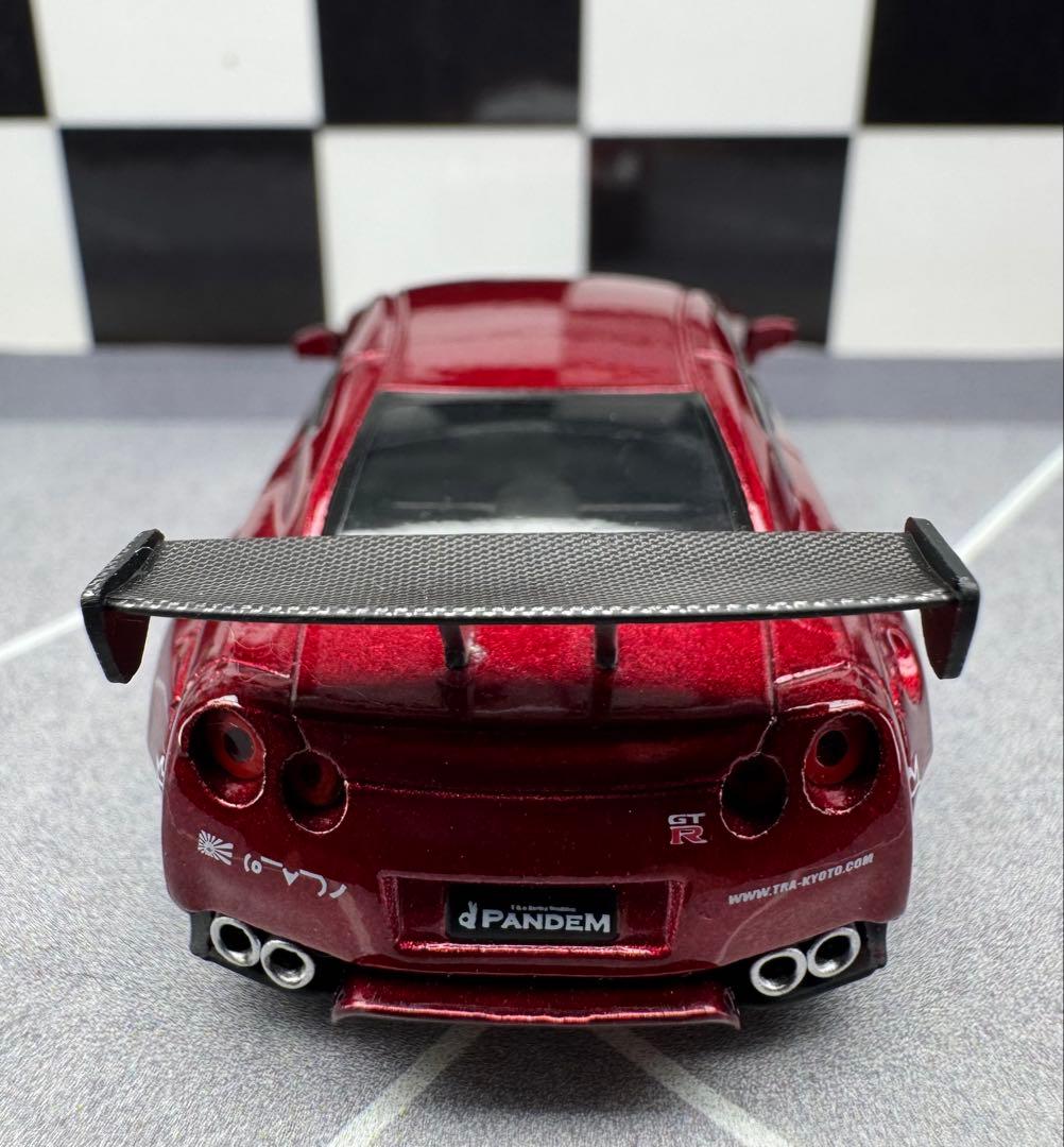 ミニカー MINI GT Pandem Nissan GT-R Lava Red