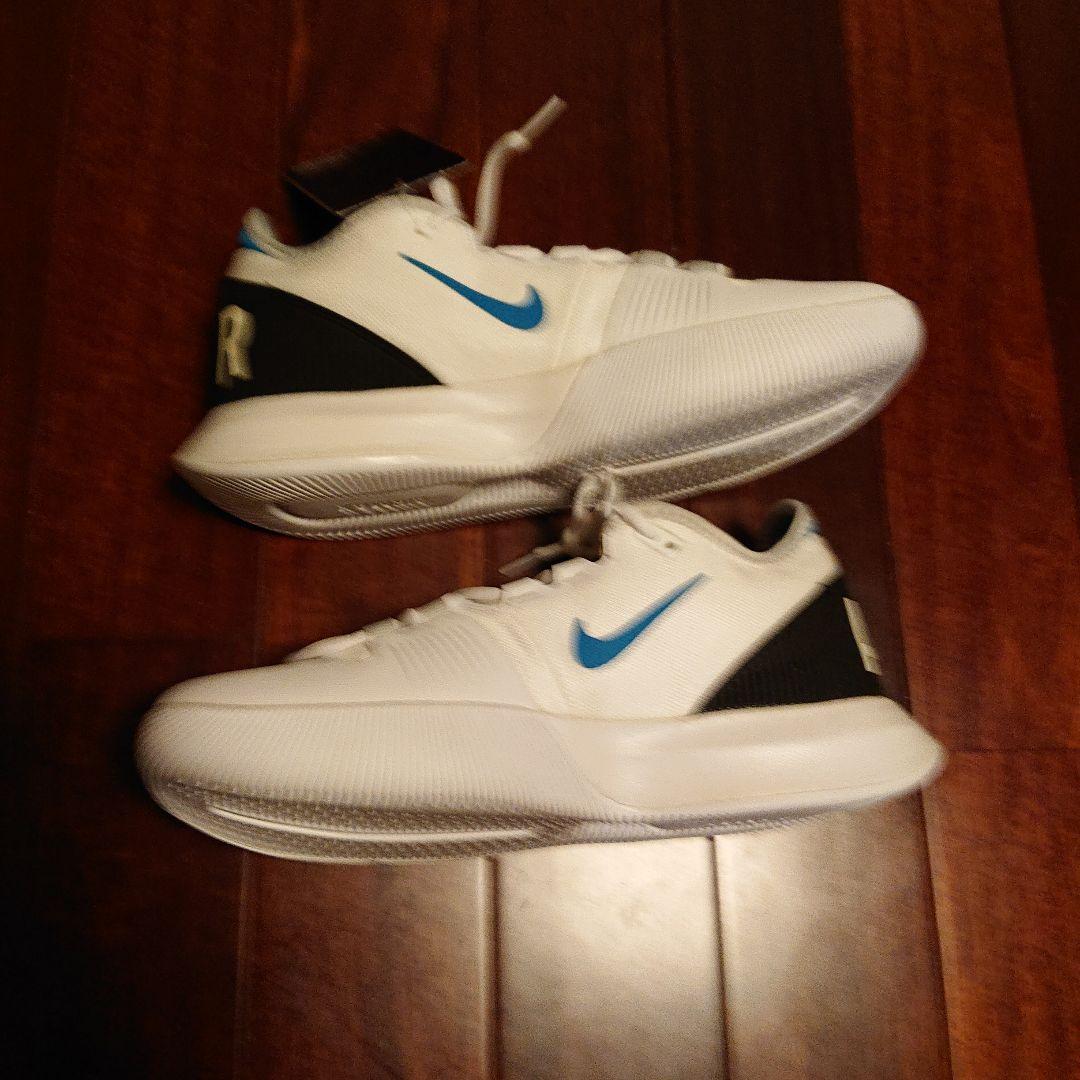 Nike テニスシューズ
