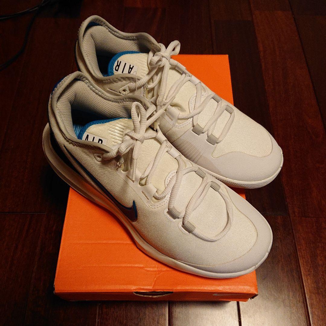 Nike テニスシューズ