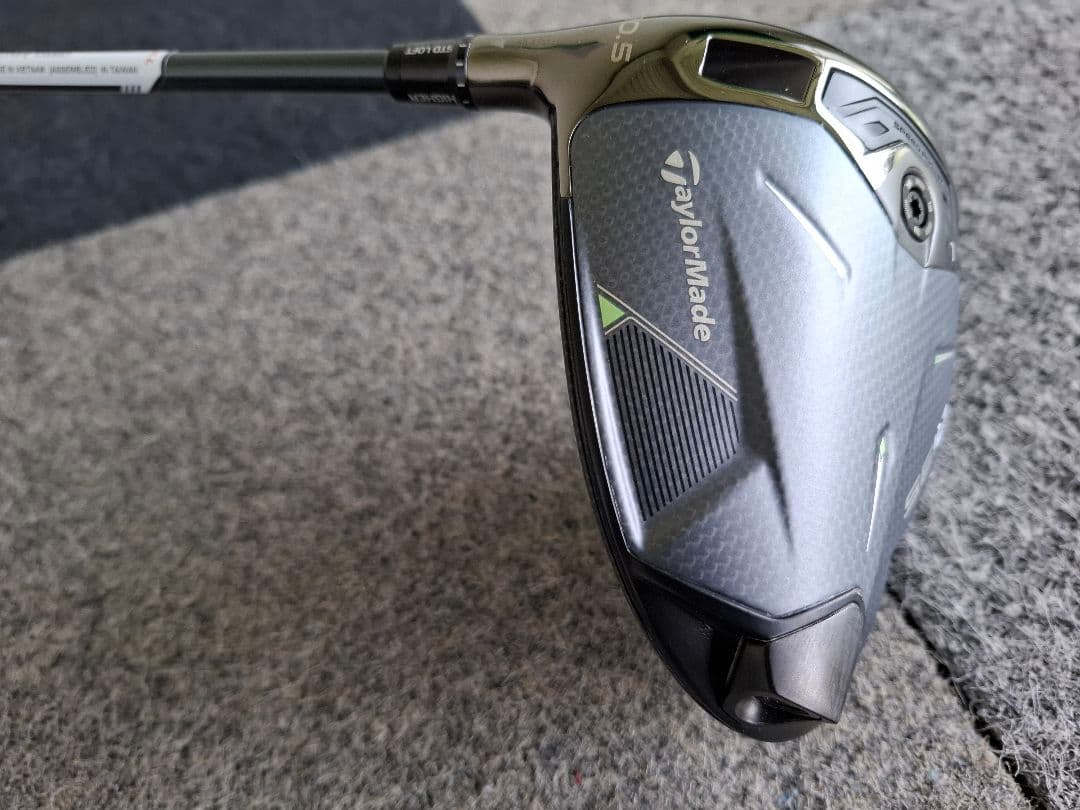 【新品同様】TaylorMade　 Qi35 2025年コアモデル　ドライバー