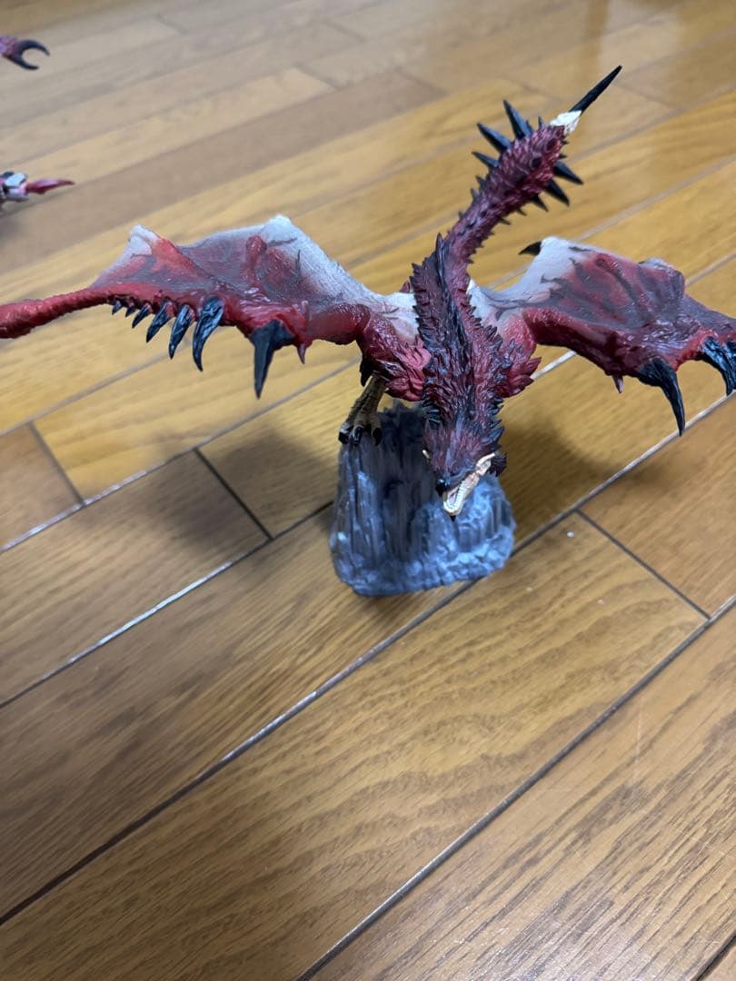 モンスターハンター一番くじリオレウス&クリエイターモデルリオレウスフィギュア