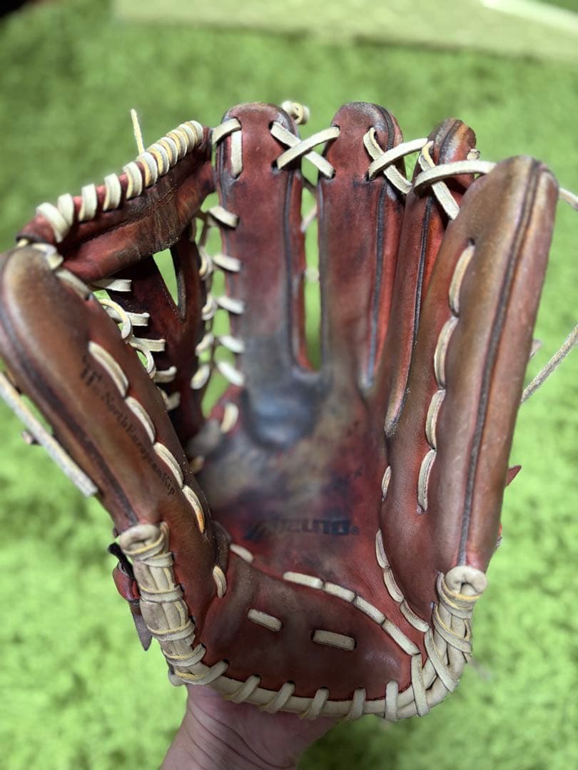 ミズノプロ野球用グローブ　ビックM