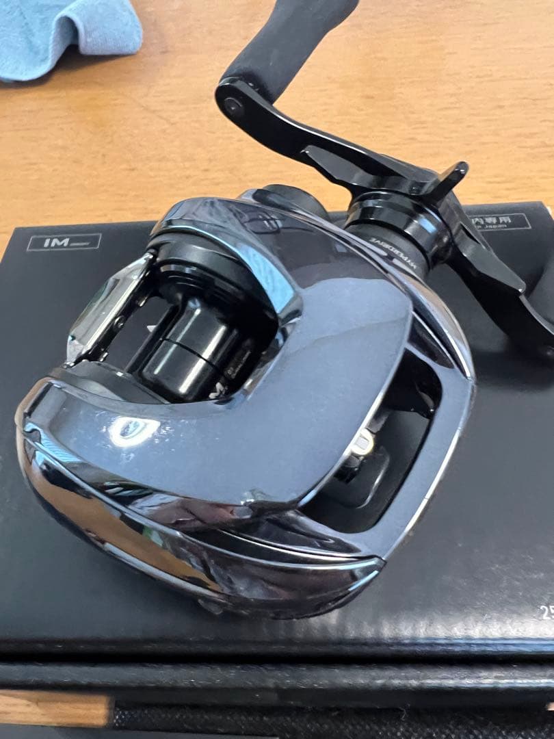 リール 25IMZ TW 100HL