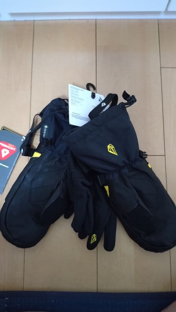 Volcom 91 GORE-TEX MITT ミトングローブ S 黒/黄