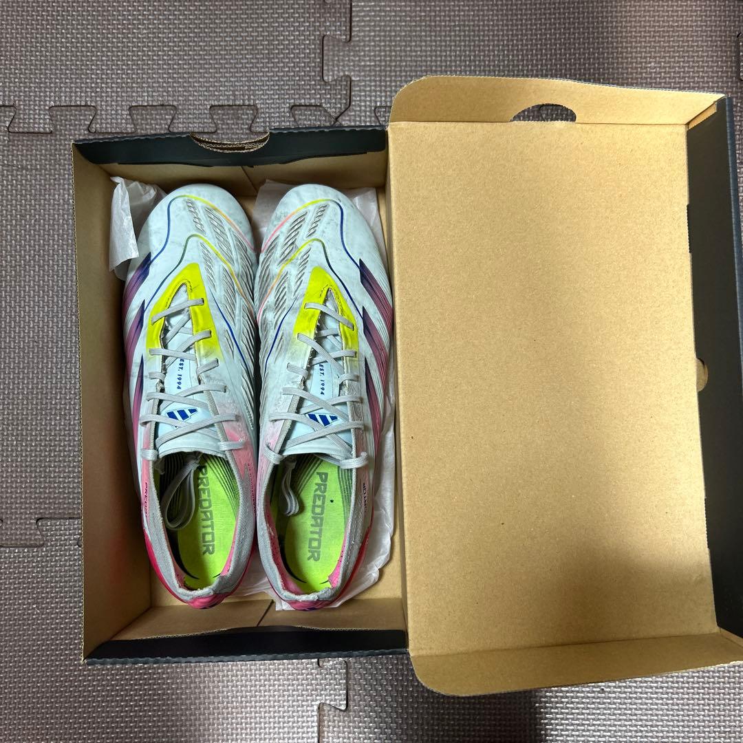 Predator サッカーシューズ FG ホワイト/ピンク
