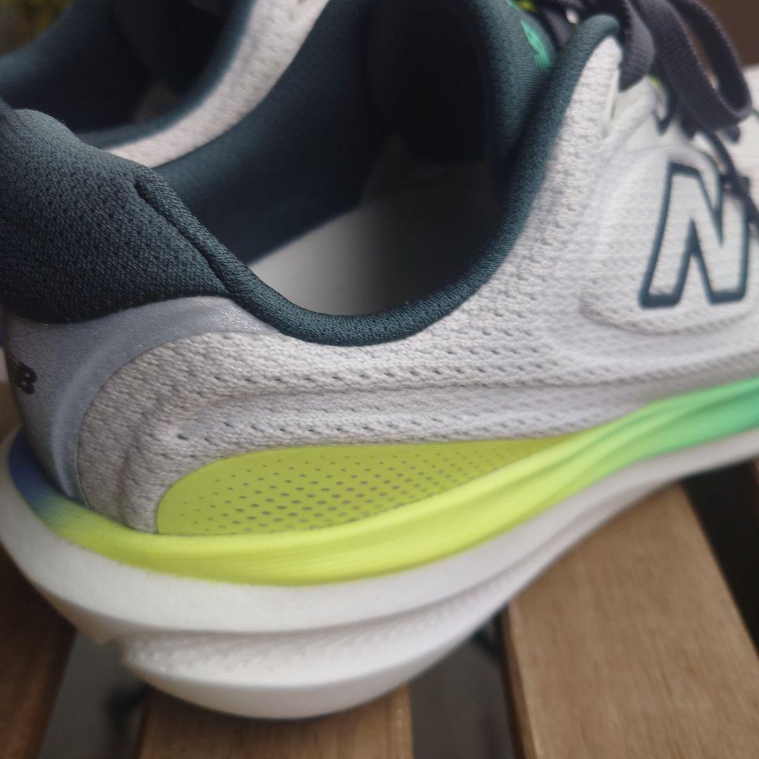 New Balance 1080 v15　27.0