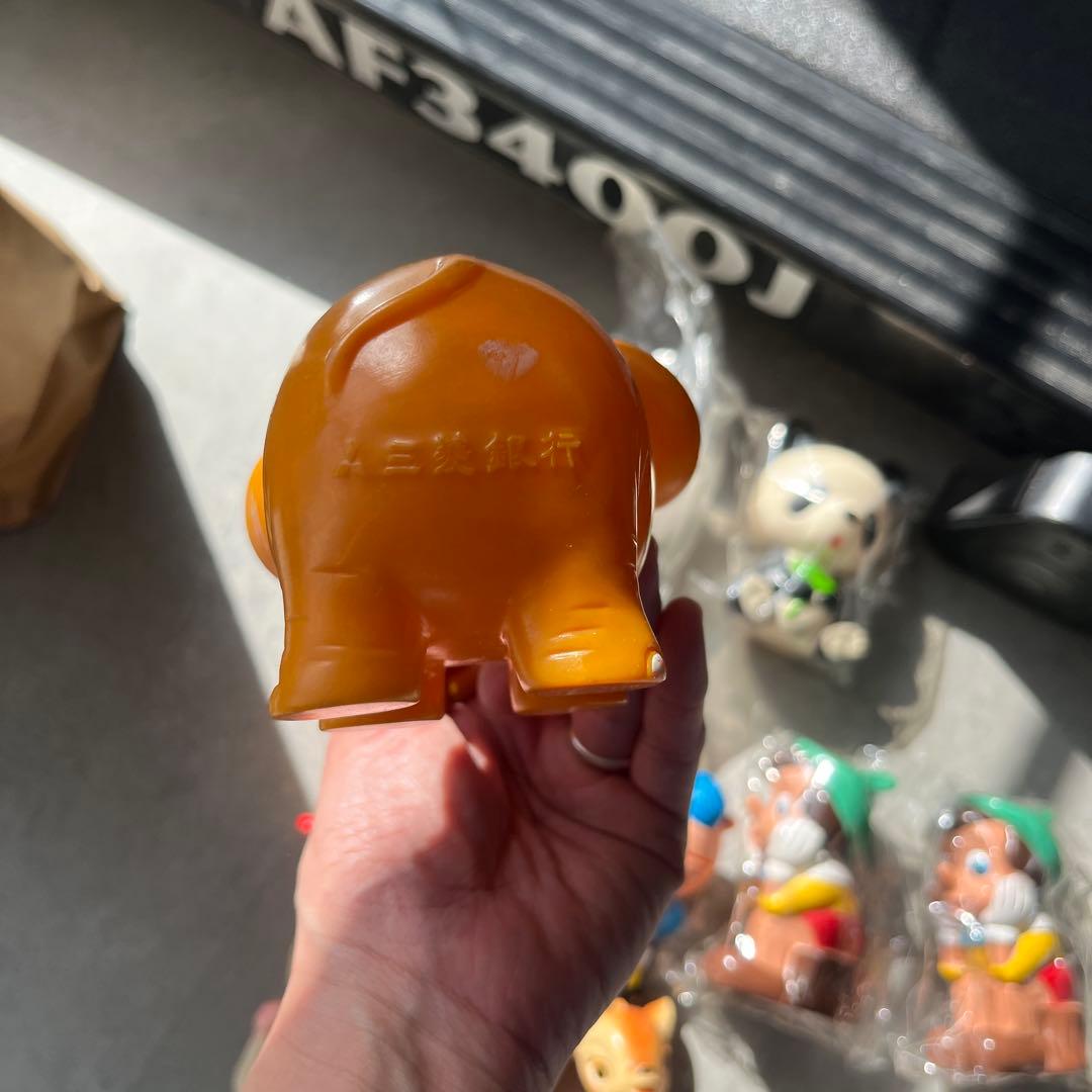 三菱銀行　ソフビ貯金箱